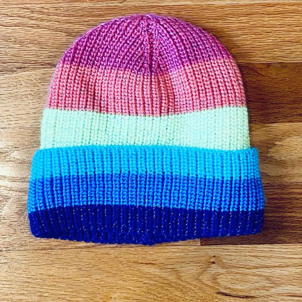 Place fleece lined striped hat size LG/XL